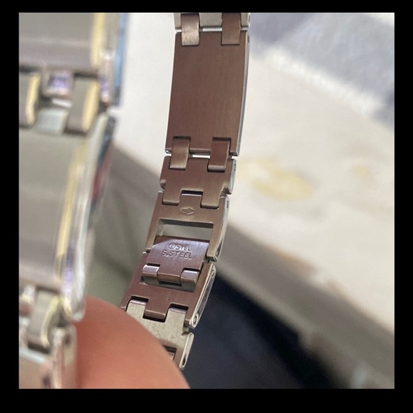 Men’s stainless steel Jewelry Bracelet with Interlocking Links - Picture 2 of 5